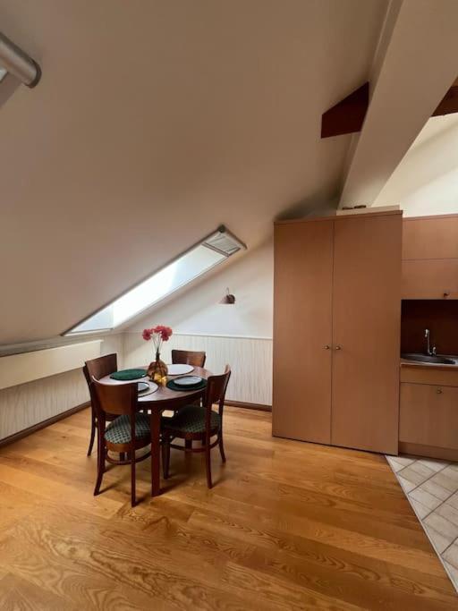 וילנה Old Town Apartment With Free Parking מראה חיצוני תמונה